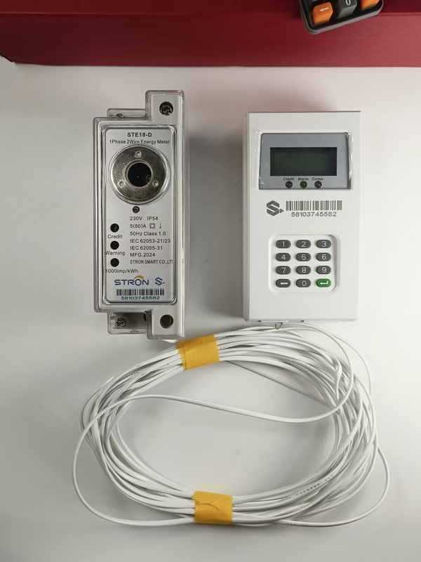 Système solaire conforme à la norme STS Pay As You Go avec intégration de paiement mobile et connexion/déconnexion à distance